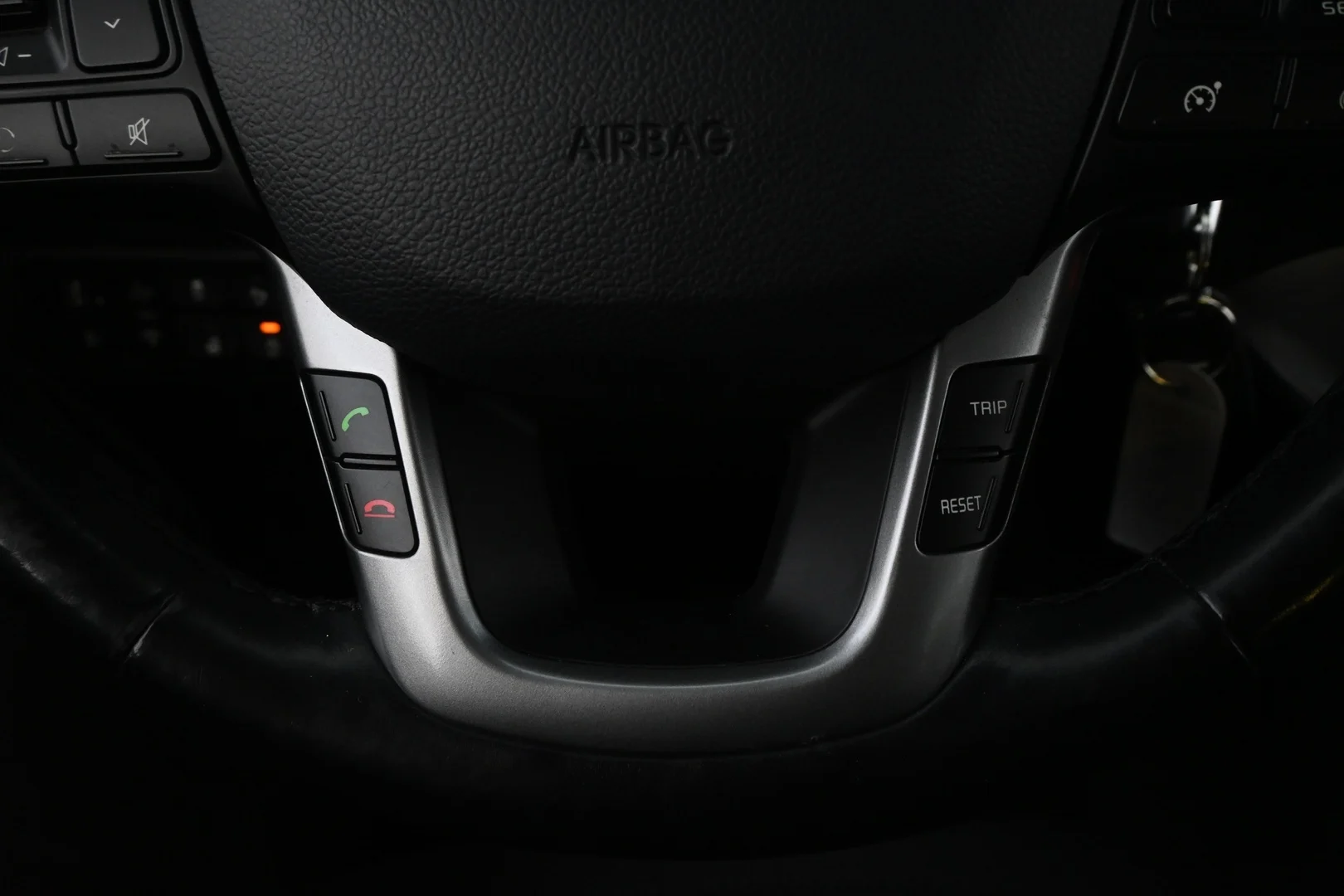 Car Image - 3llM75itZTRlPJNJnhqQdb