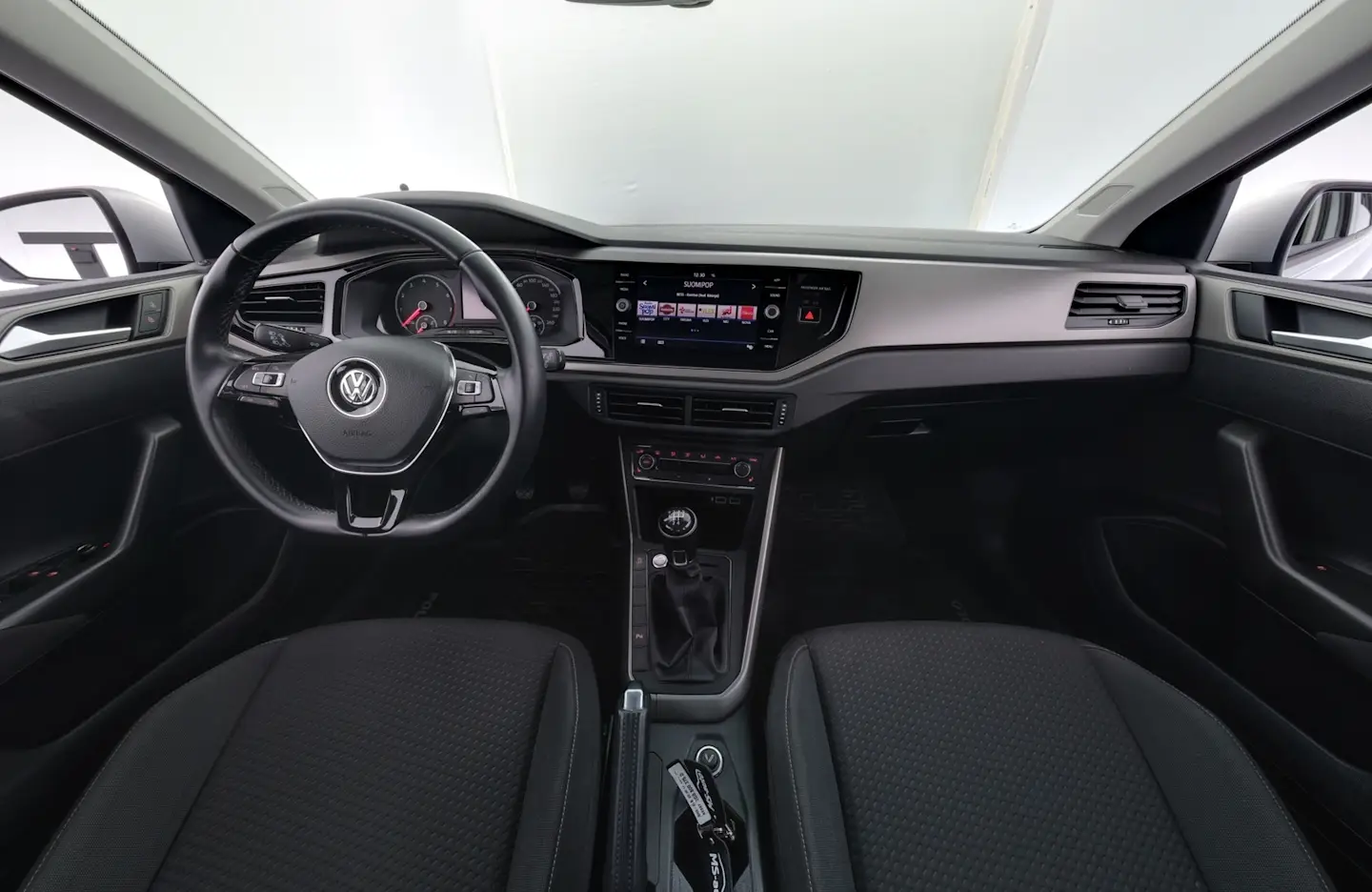Car Image - 5LG4nS386cEfgvbYPtTG3j