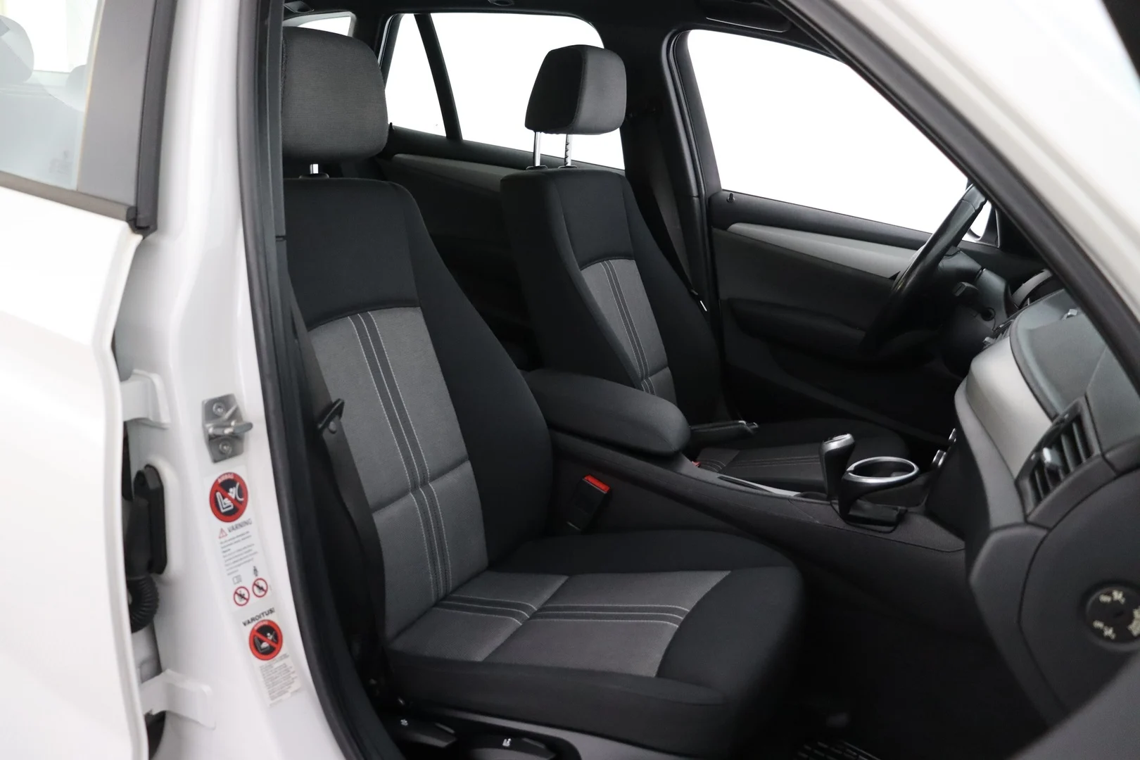 Car Image - 2FY2Il7tyMaTbVWK0OWELe