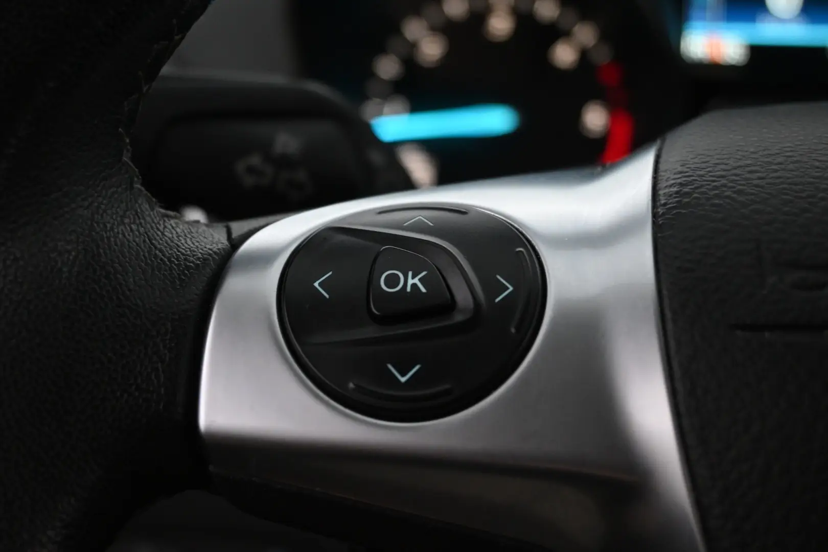 Car Image - 4Nb1WrcWO4nfhkdV2dn3jC