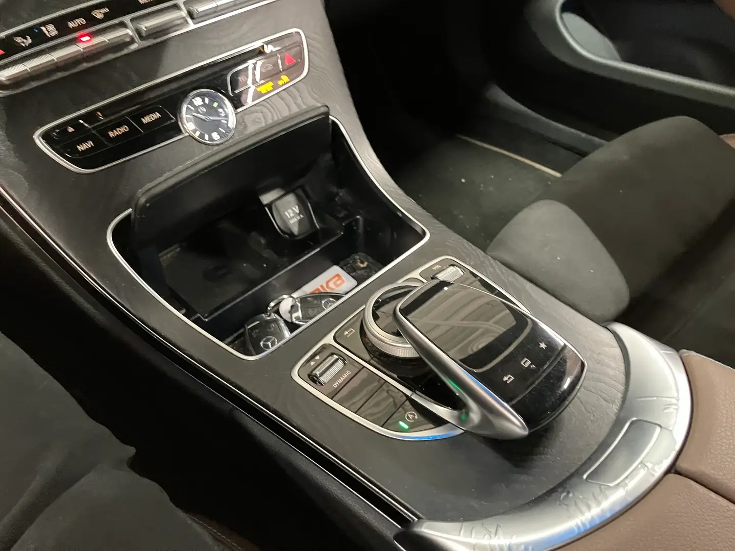 Car Image - 6AR1tsrBgXS8L1w214uUwO