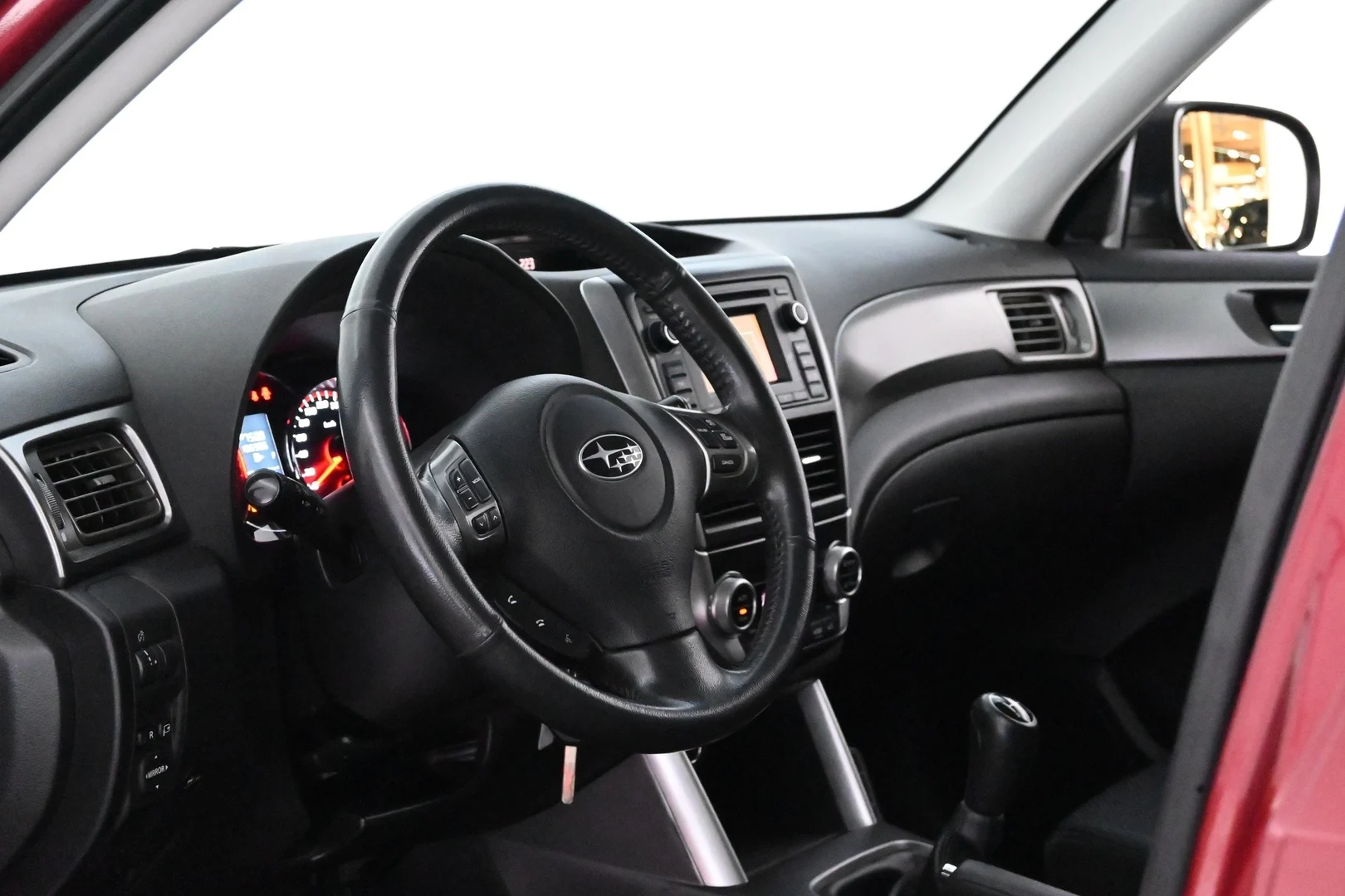 Car Image - 4FyBTyV4ytKVxCUTx2DJrL