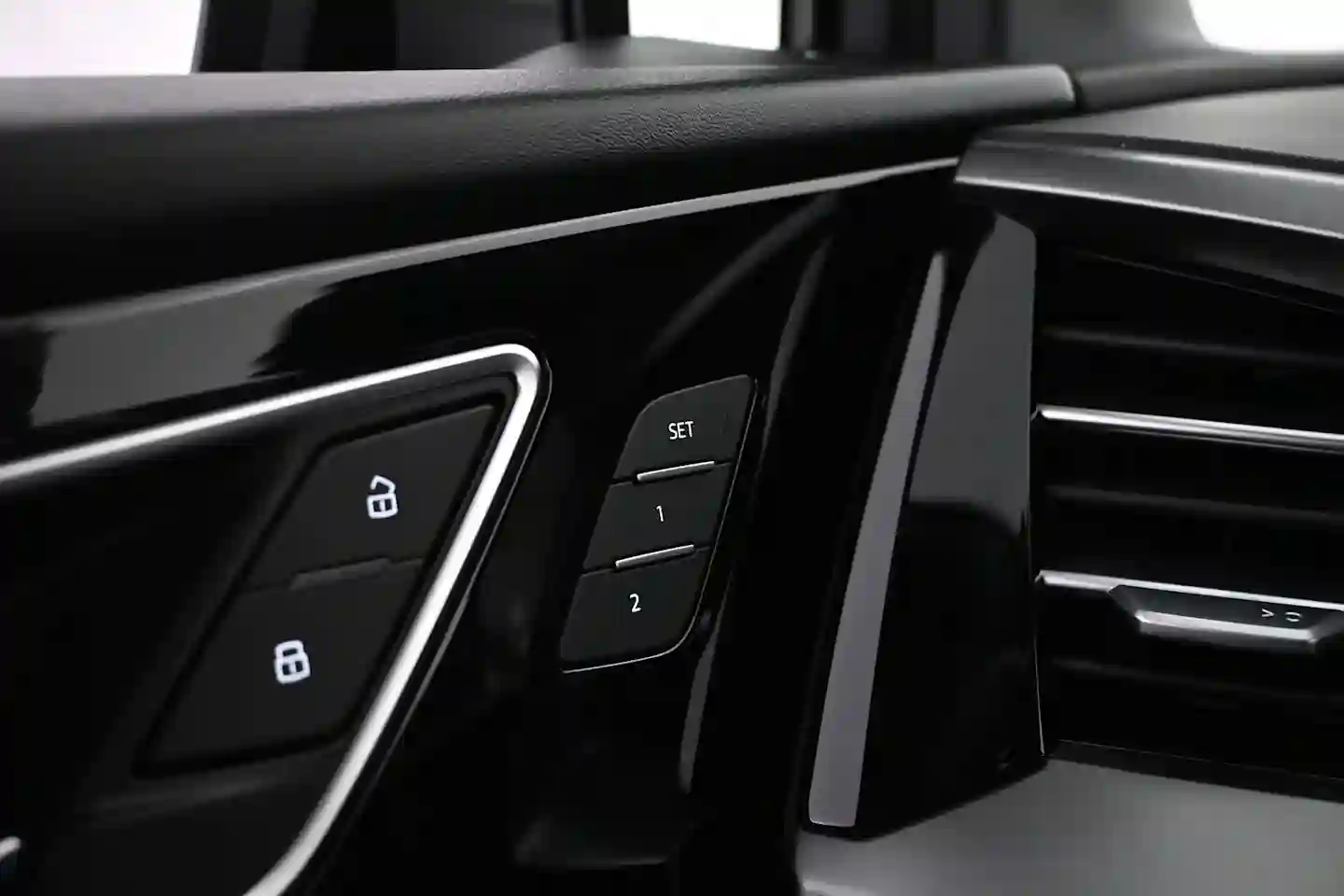 Car Image - 279ejqlORYcwcJvVDi2rzG