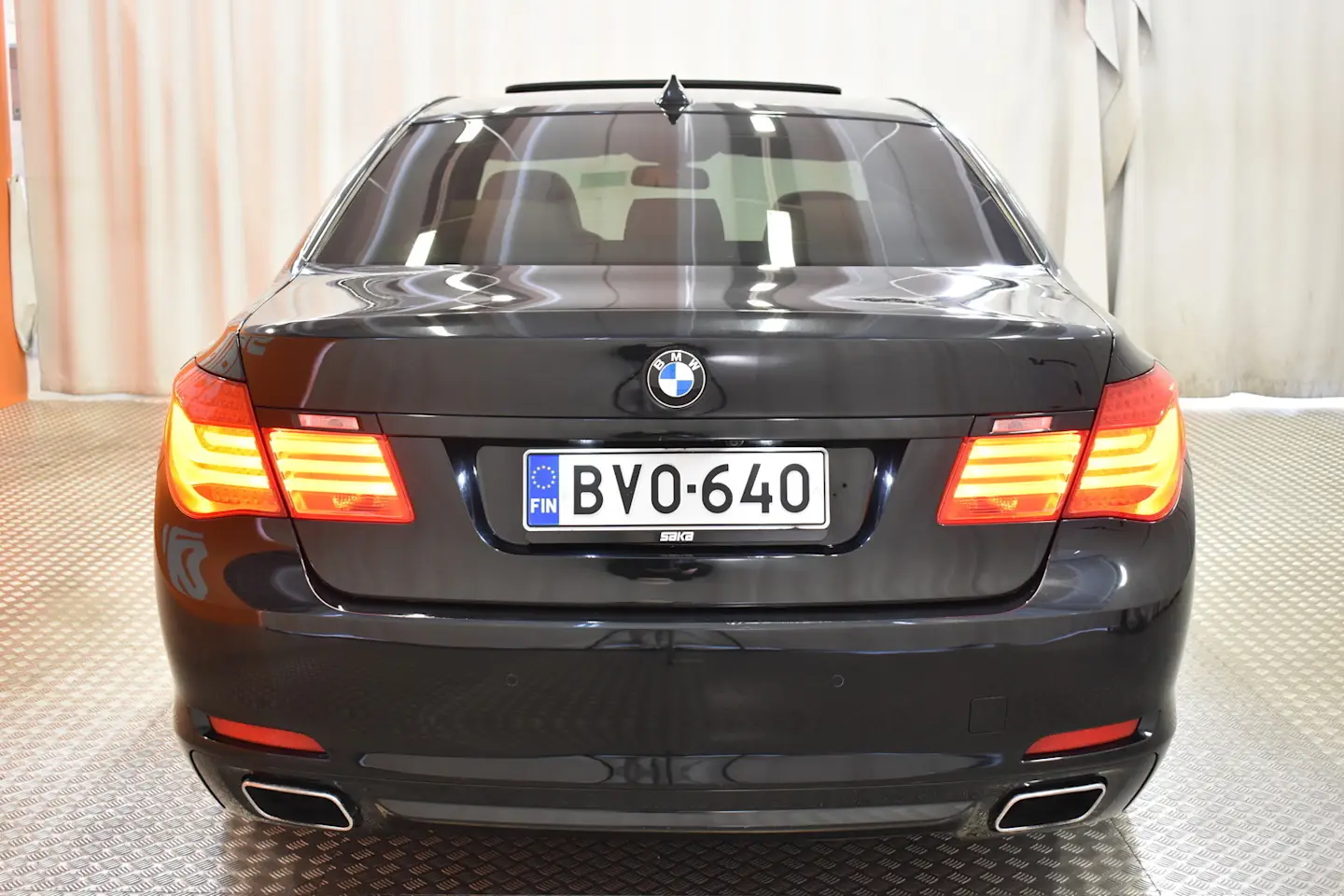 Car Image - fmU7IaI1vwipYcn9VYN94