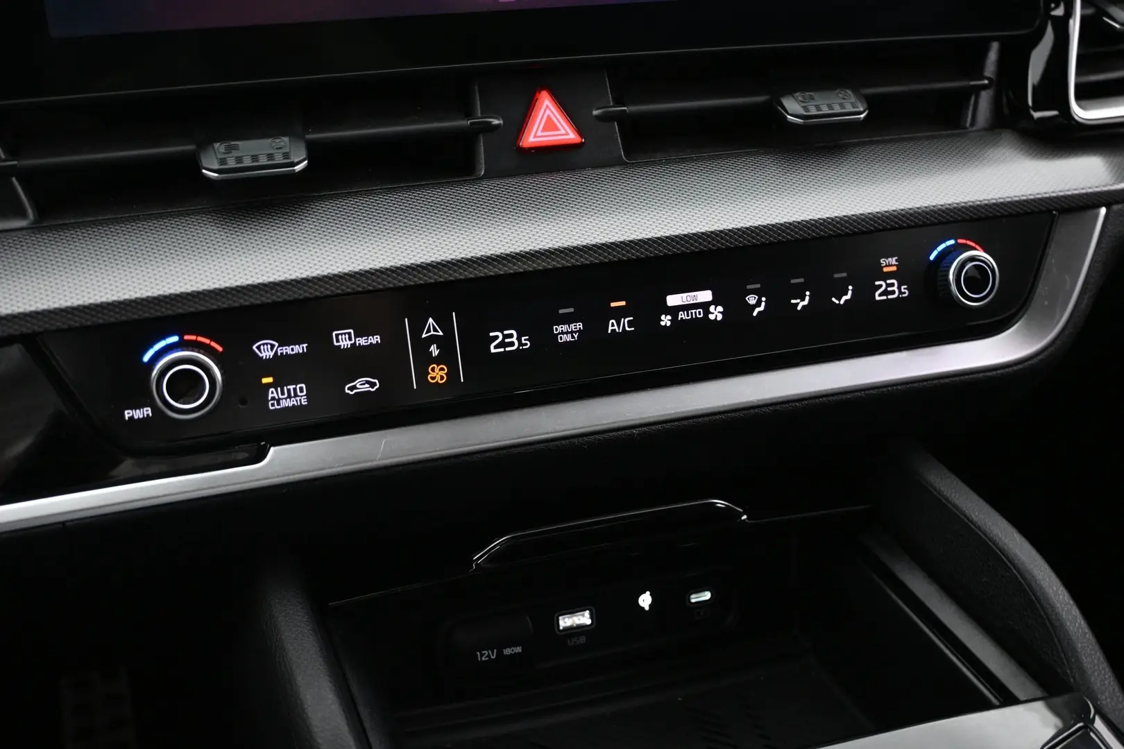 Car Image - NcAAubY6wvEdu3TGtkc0C