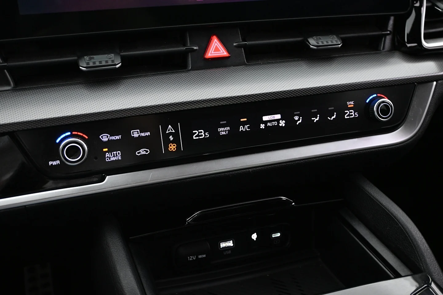 Car Image - NcAAubY6wvEdu3TGtkc0C