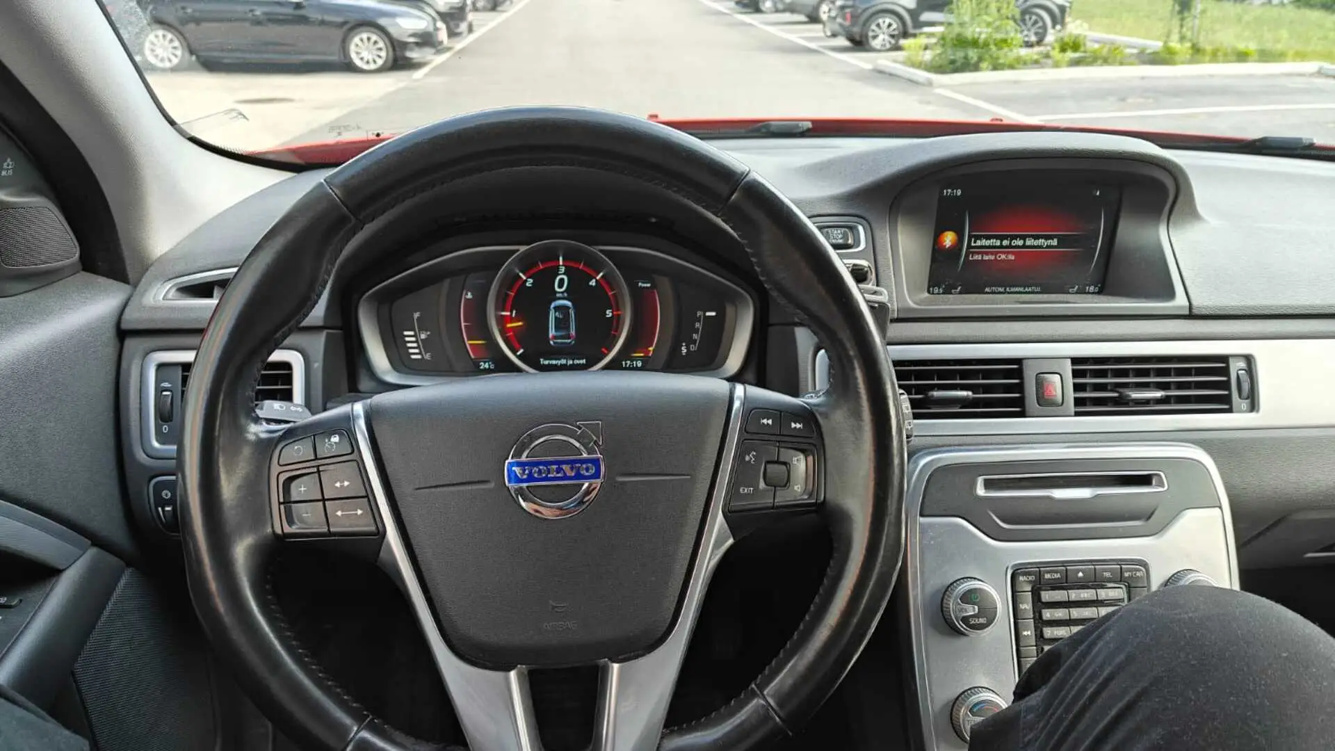 Car Image - 24XuSFjAWTe0t4FgNHYFQQ
