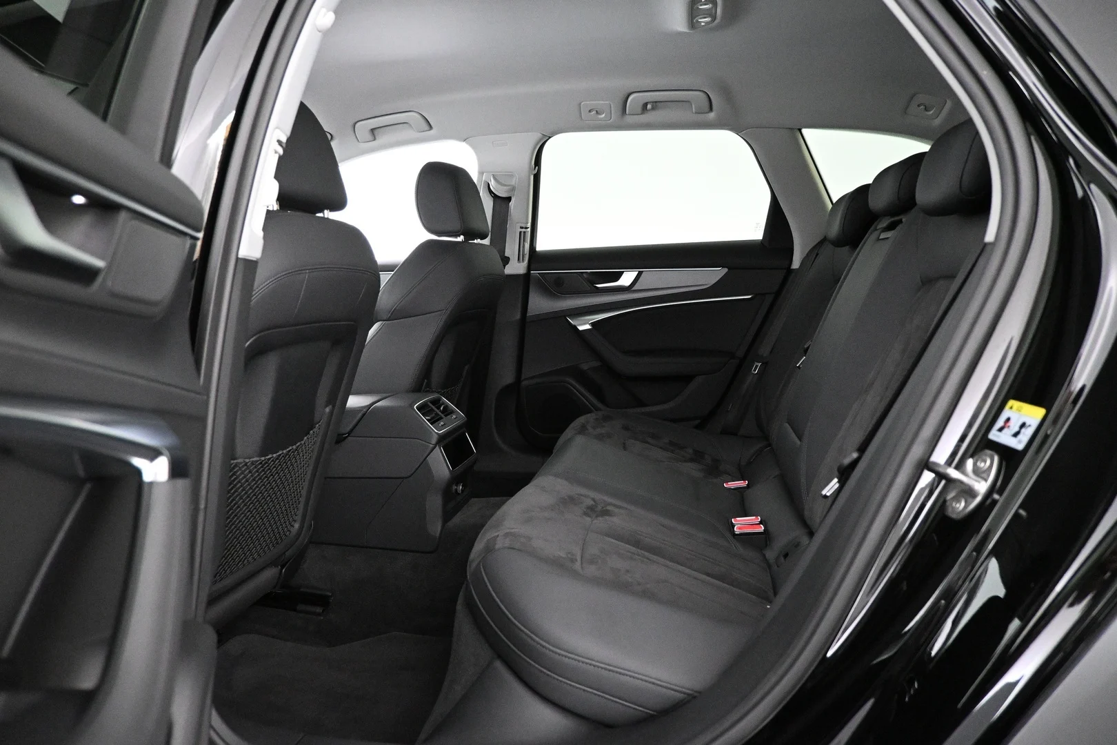 Car Image - 7fKLcxLWAPR2hJlbY3cCIh