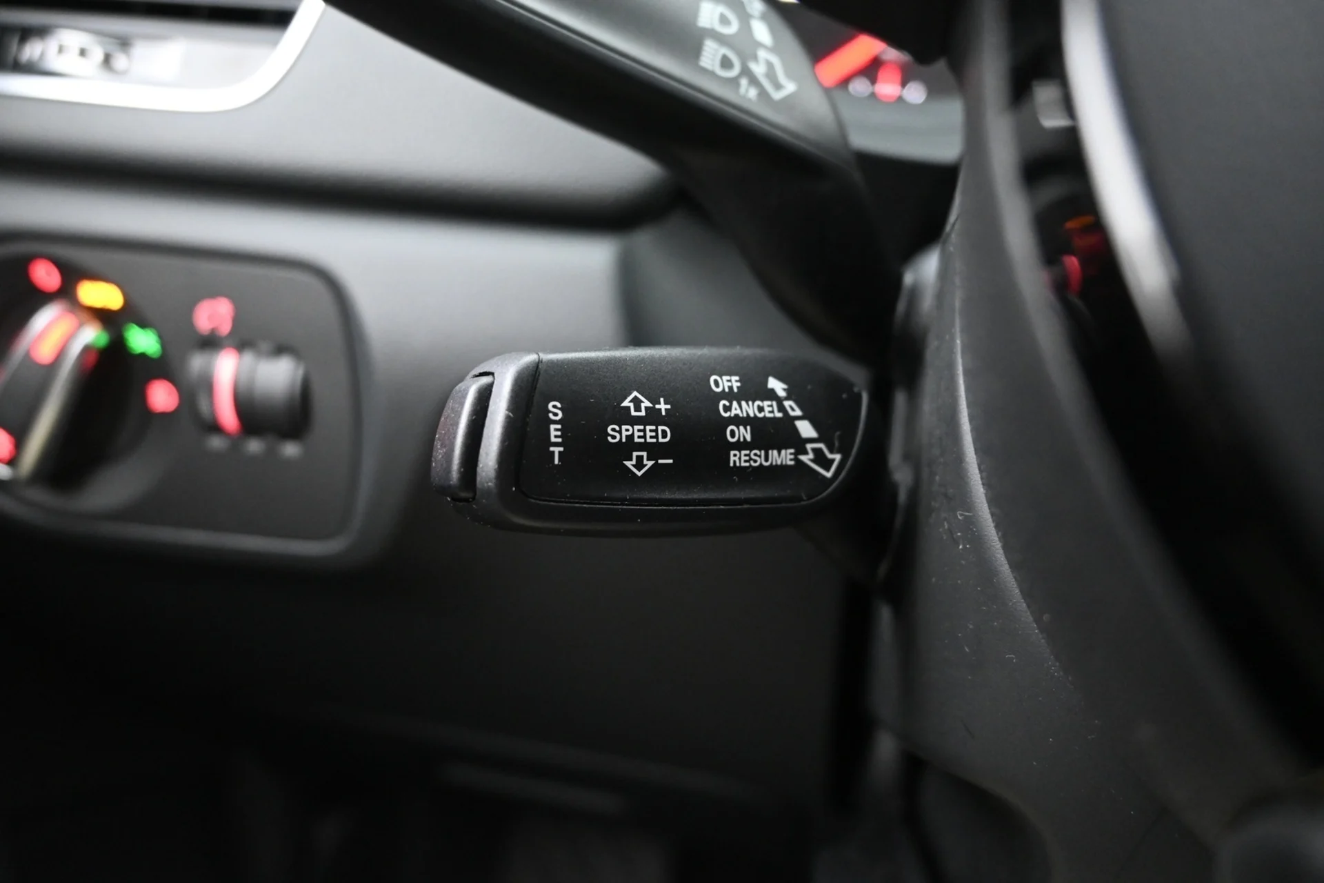 Car Image - 2fzdt5UxIxjgivujlBvBBm