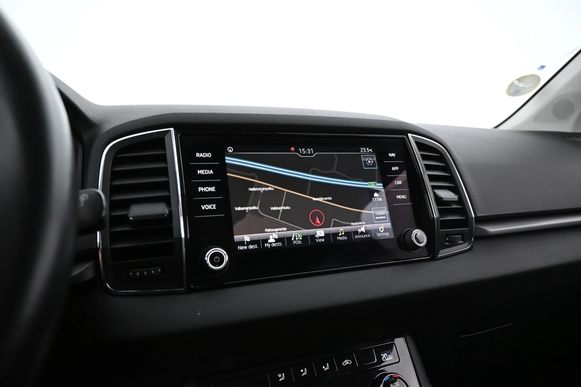 Car Image - 27ApwB9vBT6s1x1Sry2OyV
