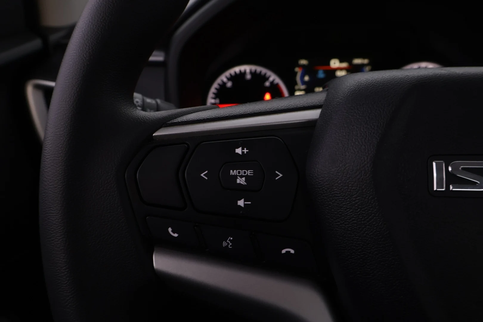 Car Image - 2amRRoi4LYCDxH8AOvYjny