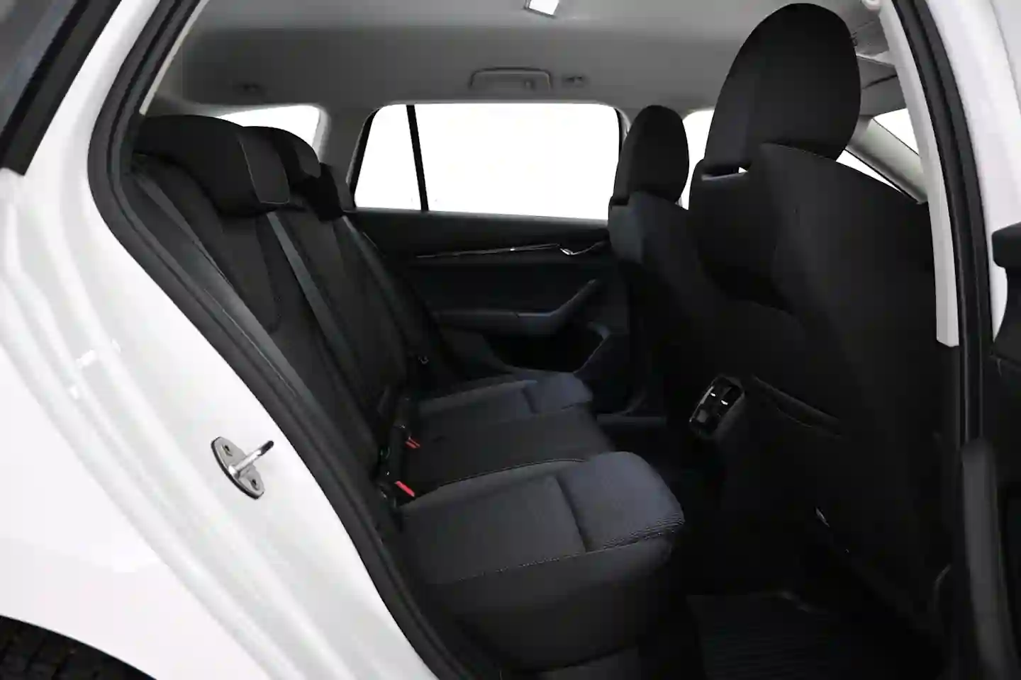 Car Image - 50WtcGiVfmvhqokNAtiJqy