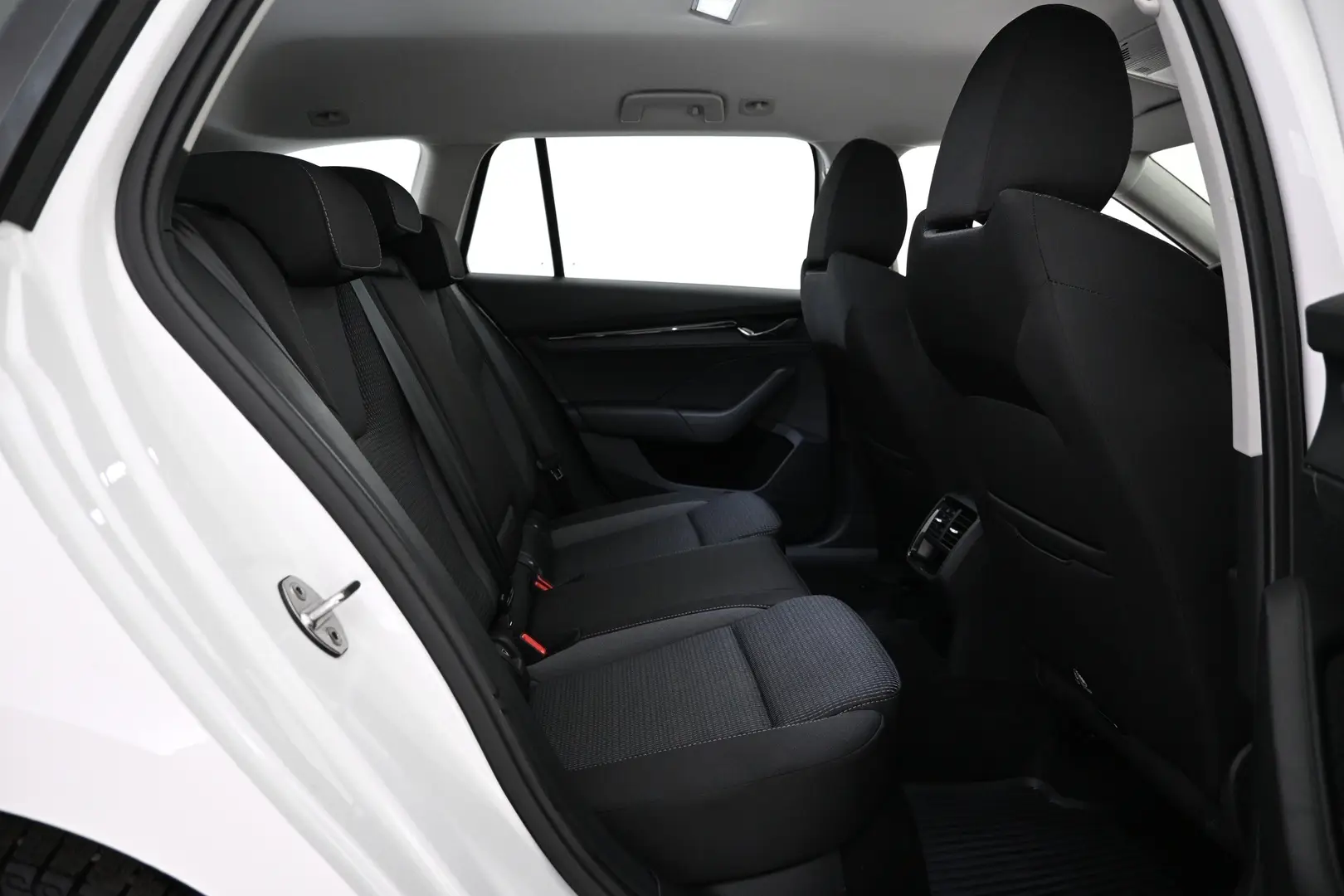 Car Image - 50WtcGiVfmvhqokNAtiJqy