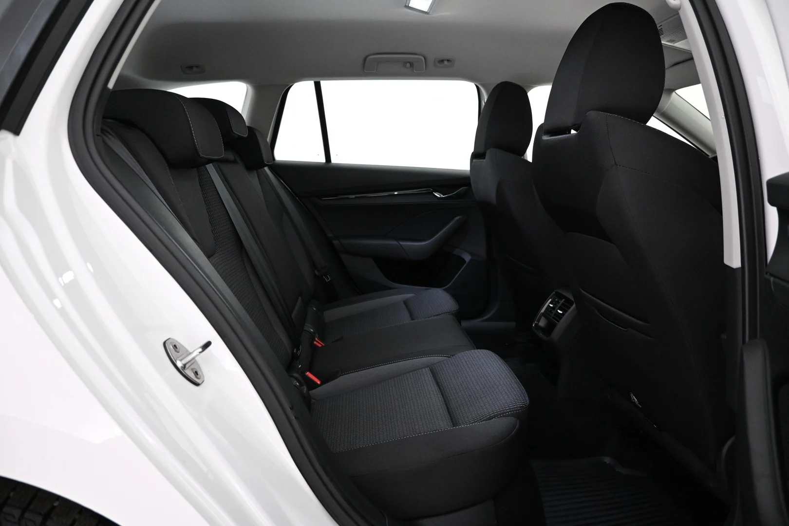 Car Image - 50WtcGiVfmvhqokNAtiJqy