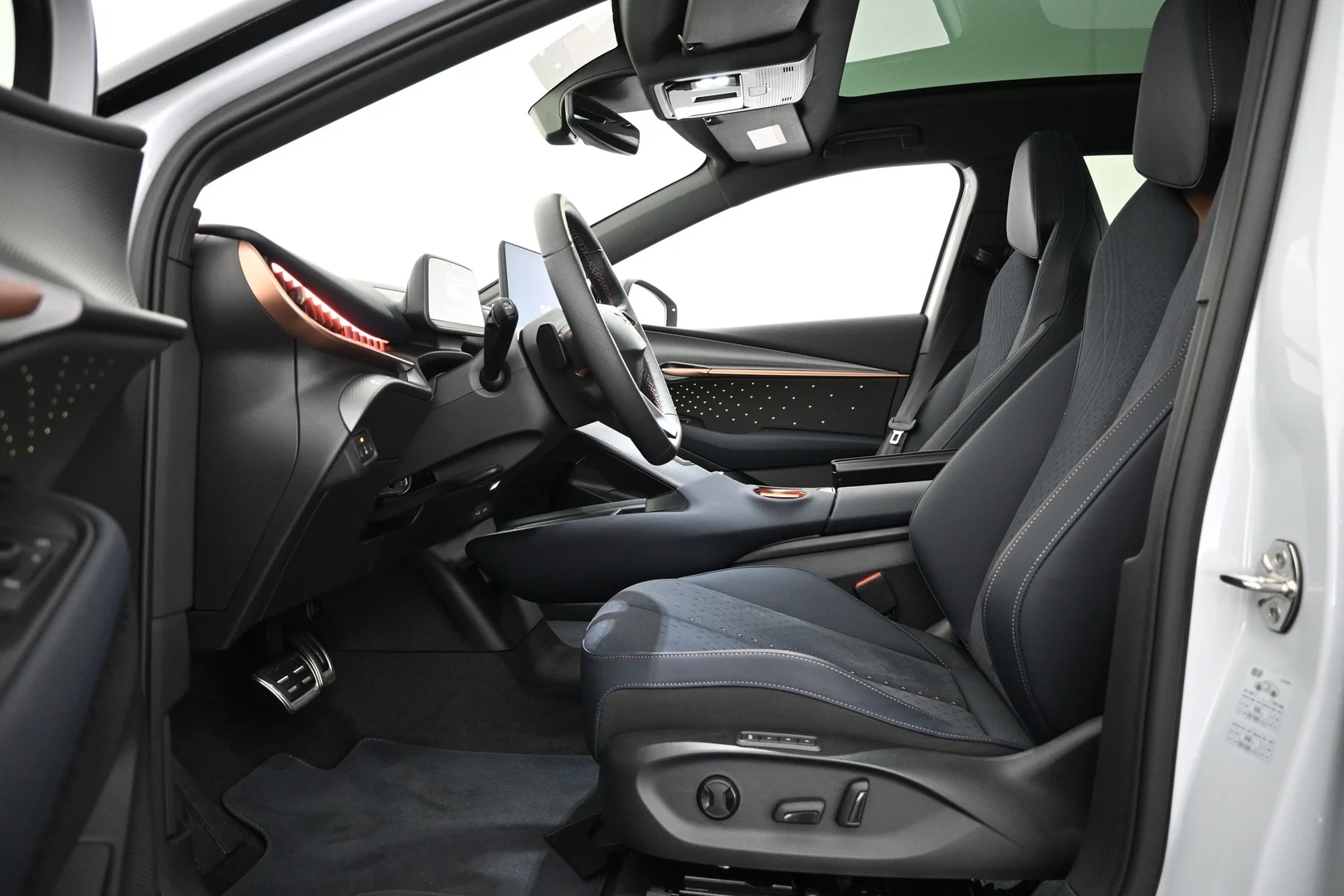 Car Image - 1hqMHV8PvPWIEj95lI7dRt