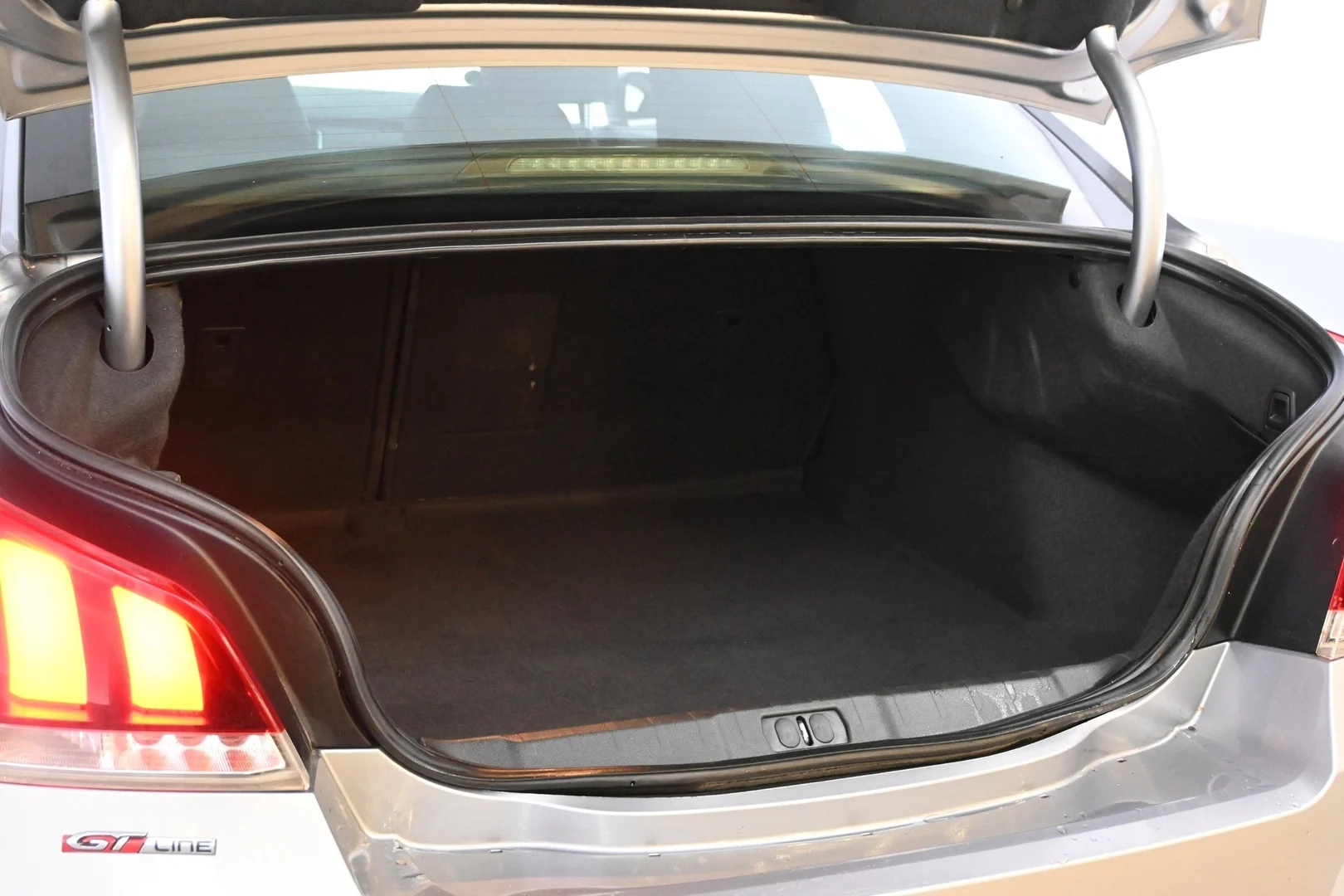 Car Image - 45DTvoiAGSA20WS12nNClK