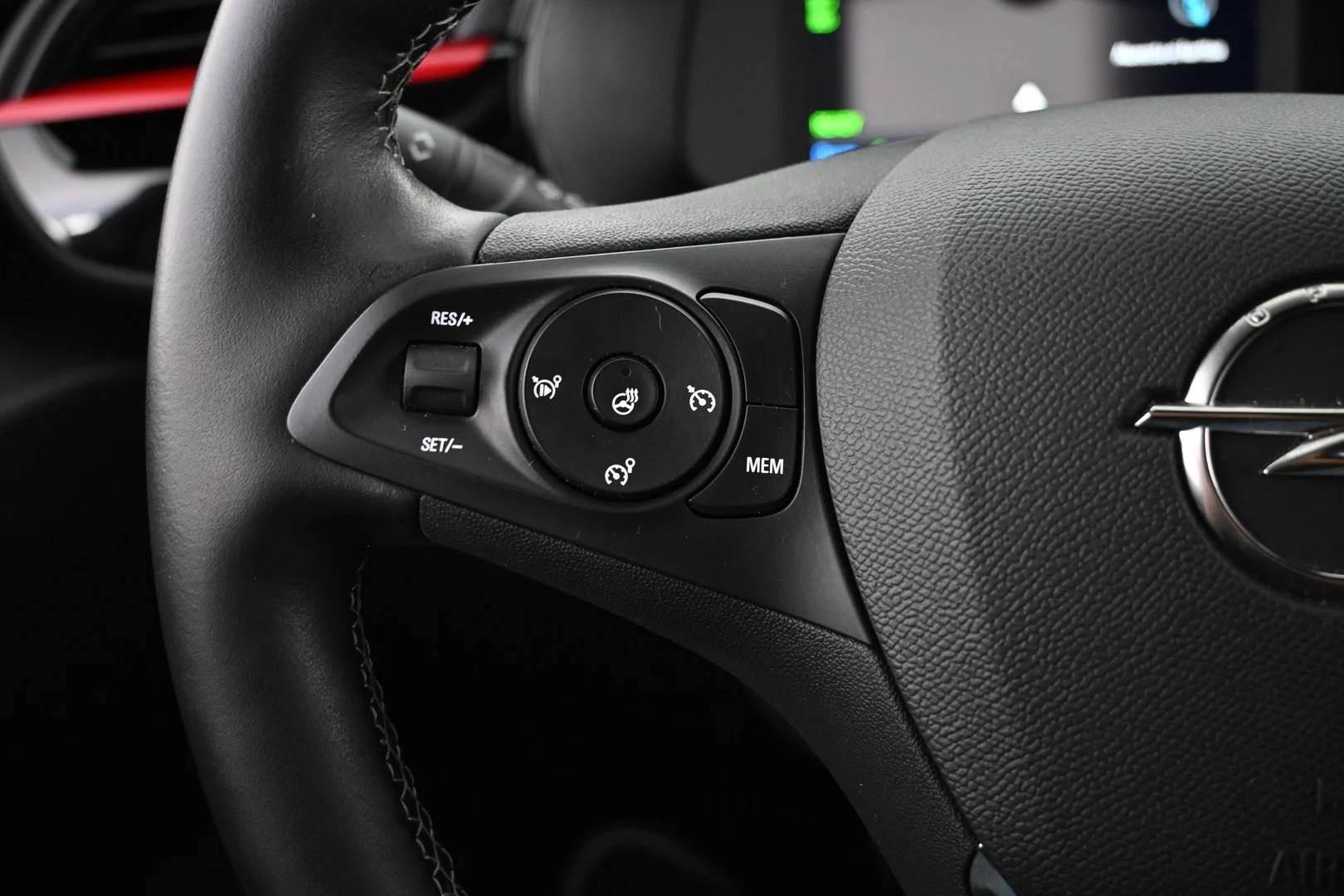 Car Image - 1MWAAIRbCggryhBflRJiWv