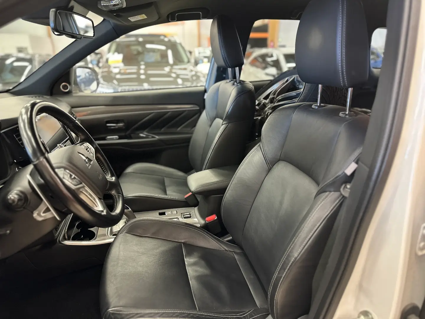 Car Image - XXFGdBwlJVQkcCNESo6l8