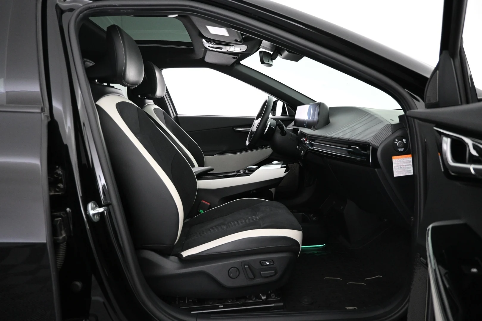Car Image - 5BttlEpGKBIbXb5gms96RF