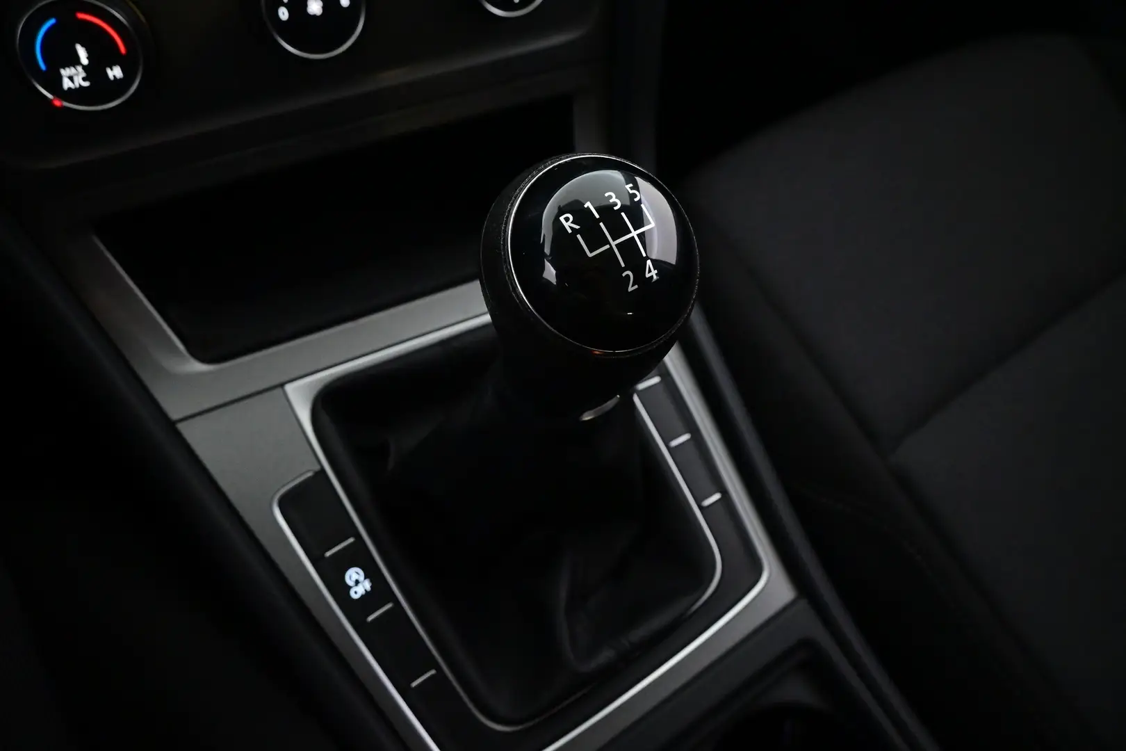Car Image - 4GQH2LuB9dNzhQ1Fj5JPRX