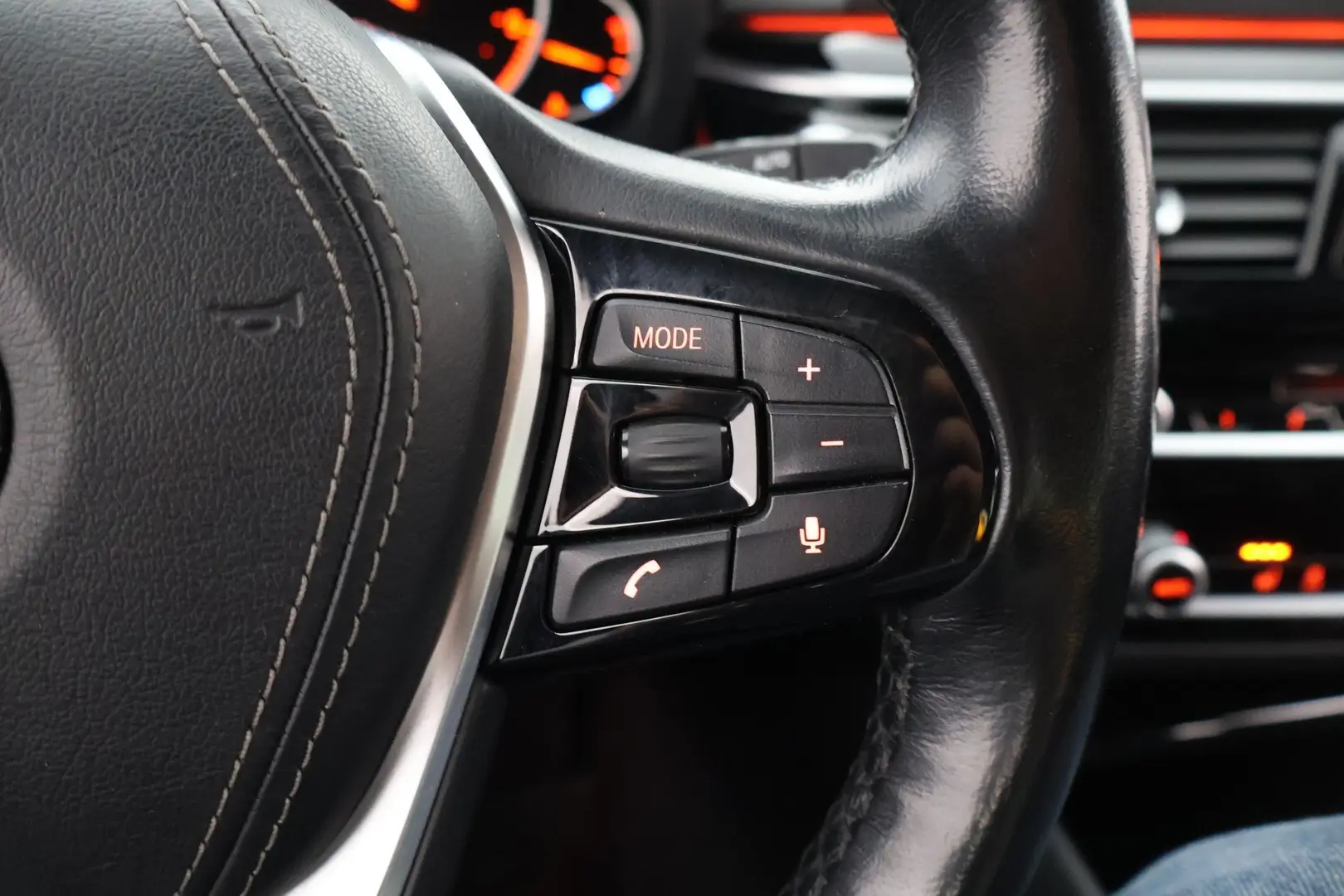 Car Image - 3BNxCmFfUFrczdYpAF295Y