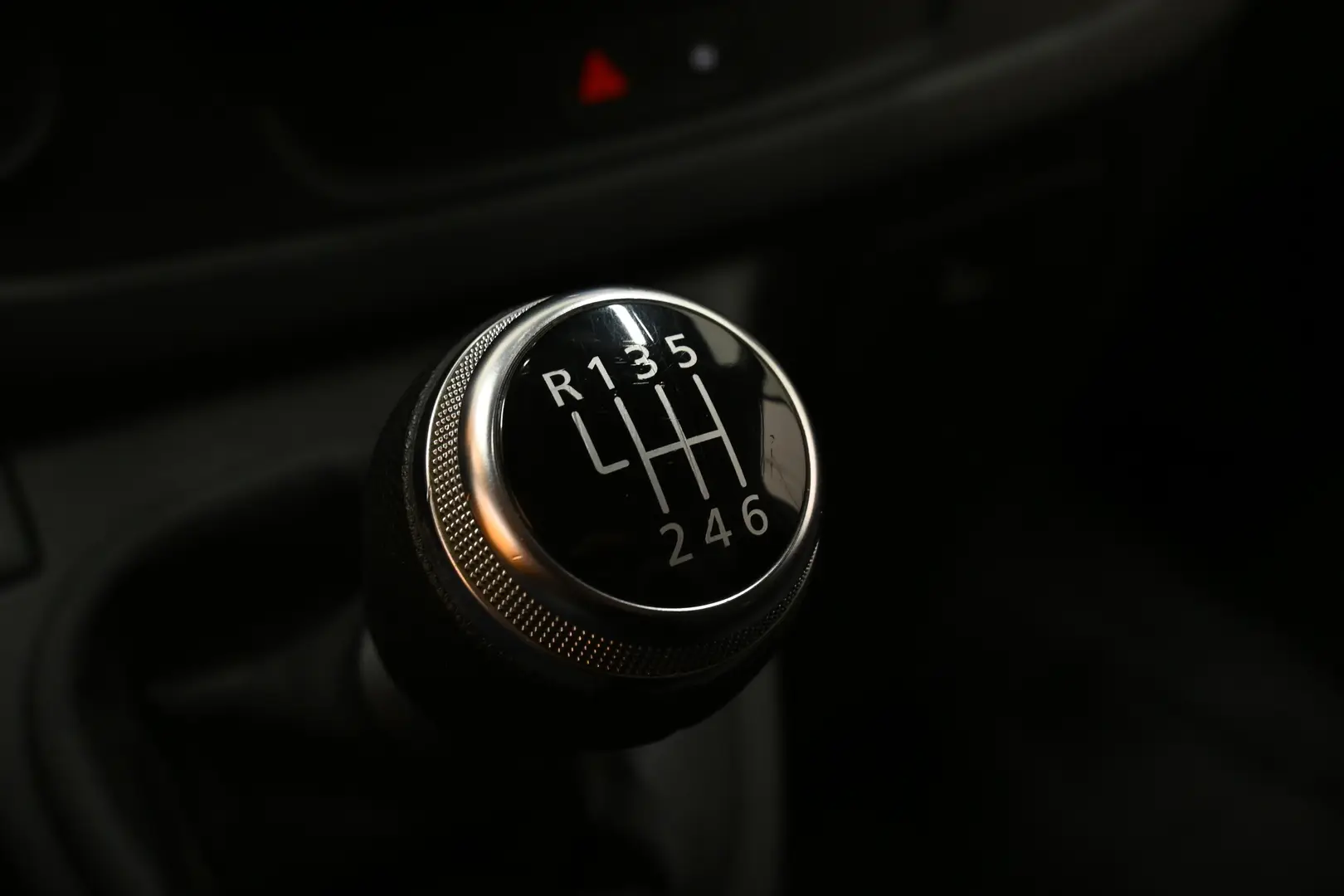Car Image - 4sau6ONTwPAa8WSBnnijQ8