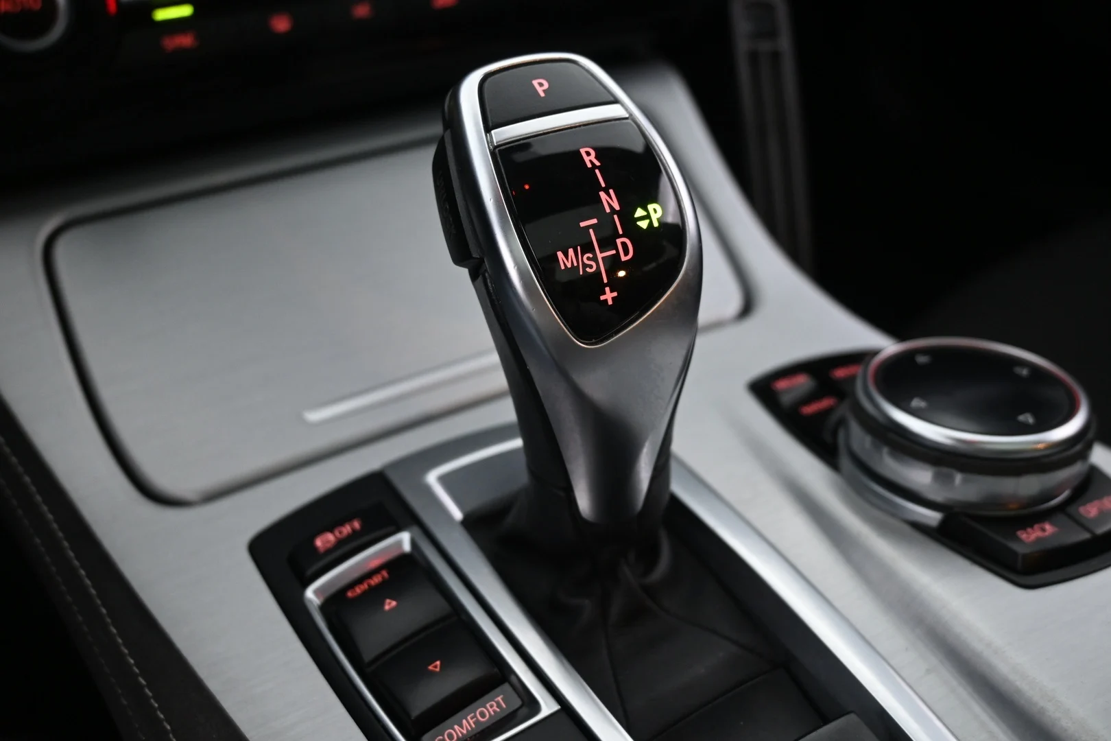 Car Image - 4TCllK5PK1Y8XDbf34SoR3