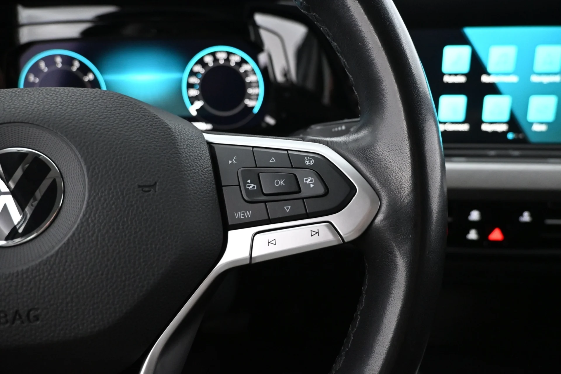 Car Image - 1c6mf4mkTDjaKwf2BcQlU9