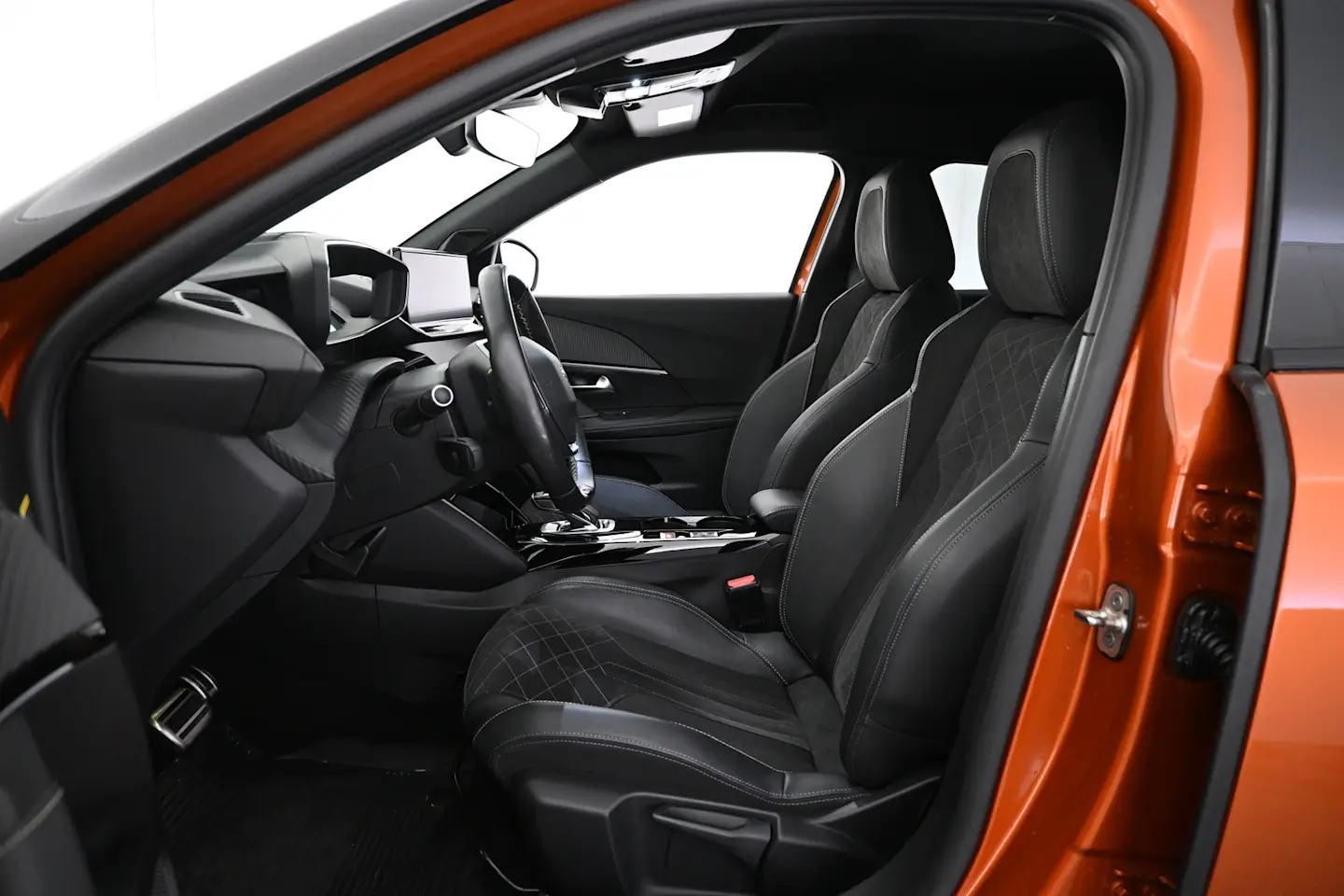 Car Image - 53q8NnG9mXhyfu56GAVWBg