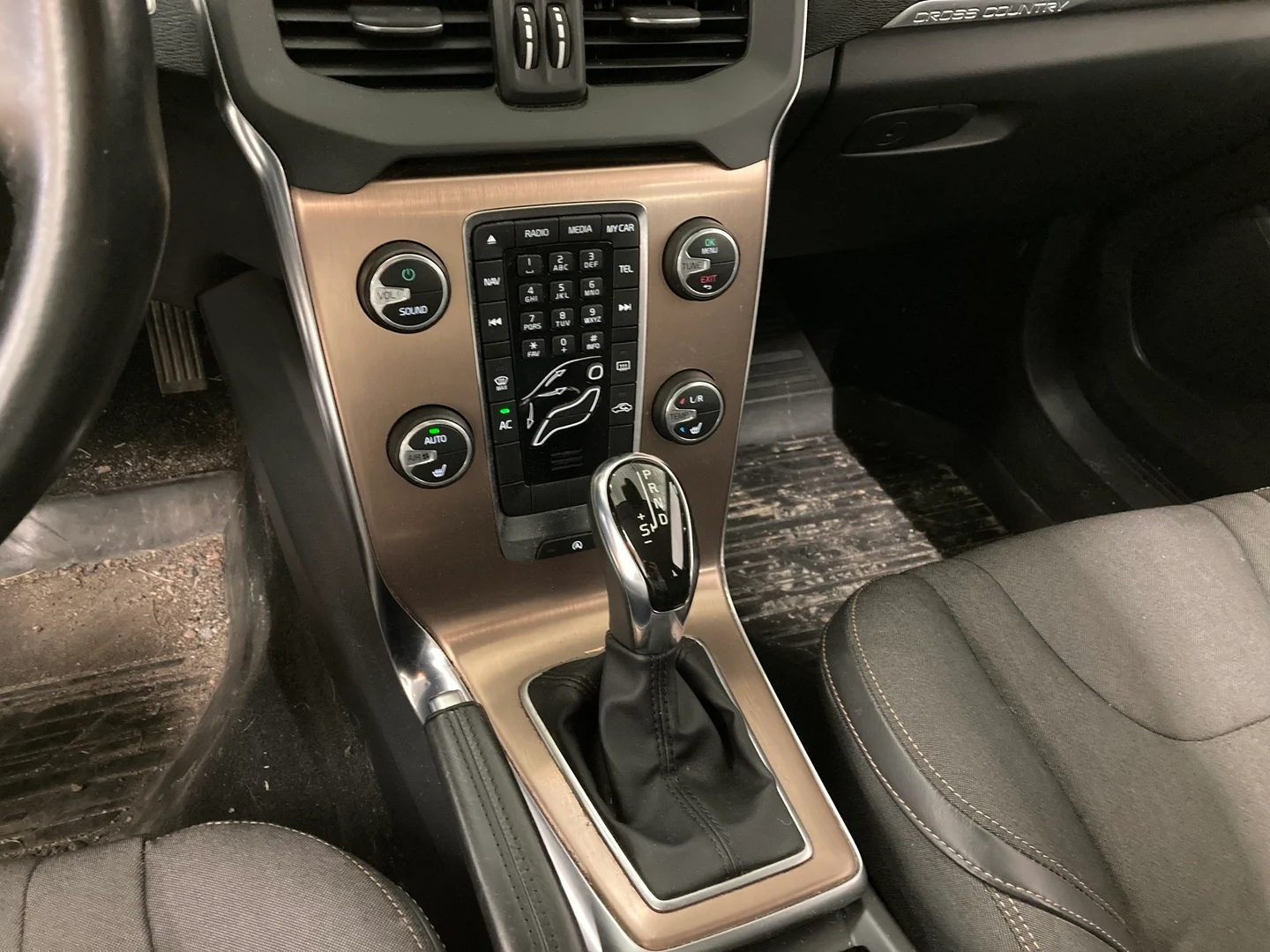 Car Image - 5cm3cEvpqFuqhcgLtokXlP