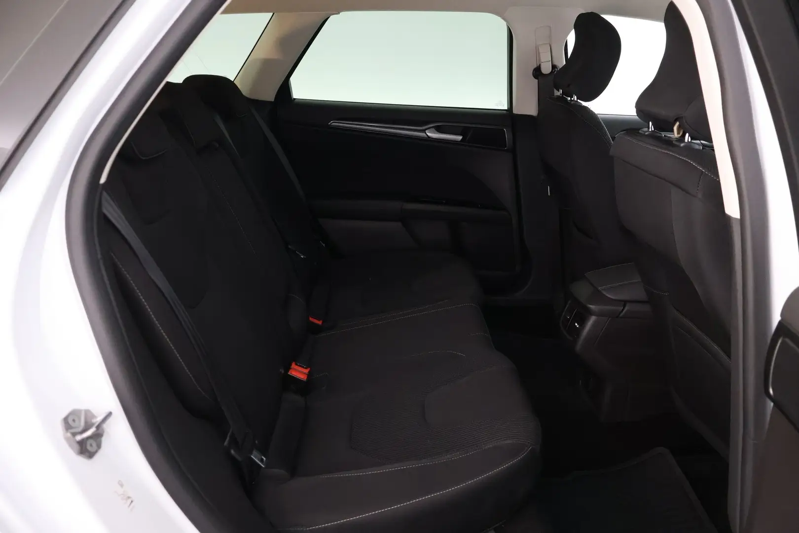 Car Image - 12Vx45mRcql4cX7dihjUG5