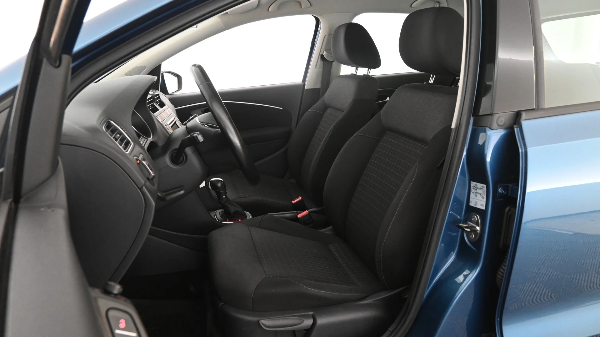 Car Image - 7GIZu9Al01x2fuKCEKnUjl