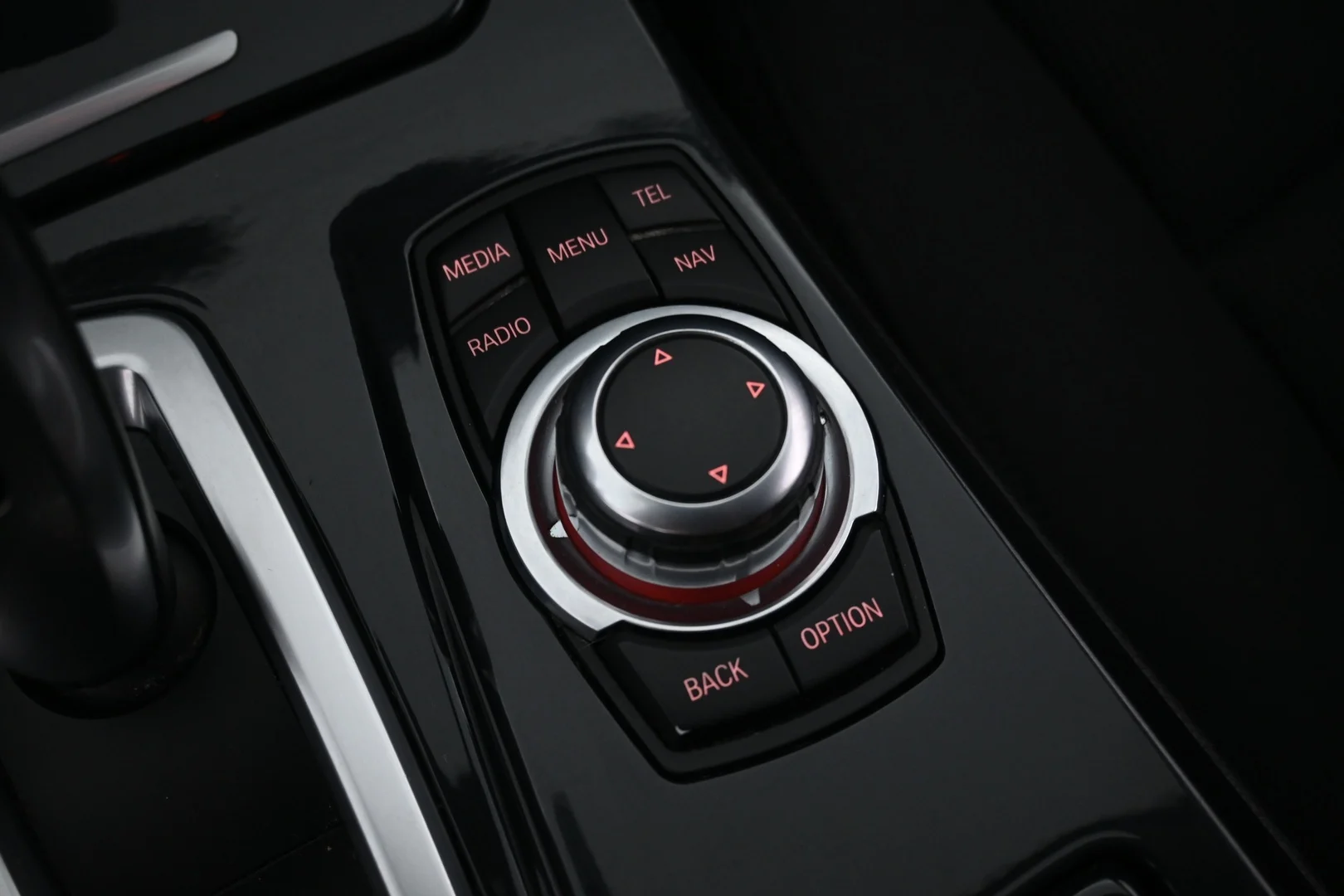 Car Image - 57jv7LJS6mgnuV9msLl5iX
