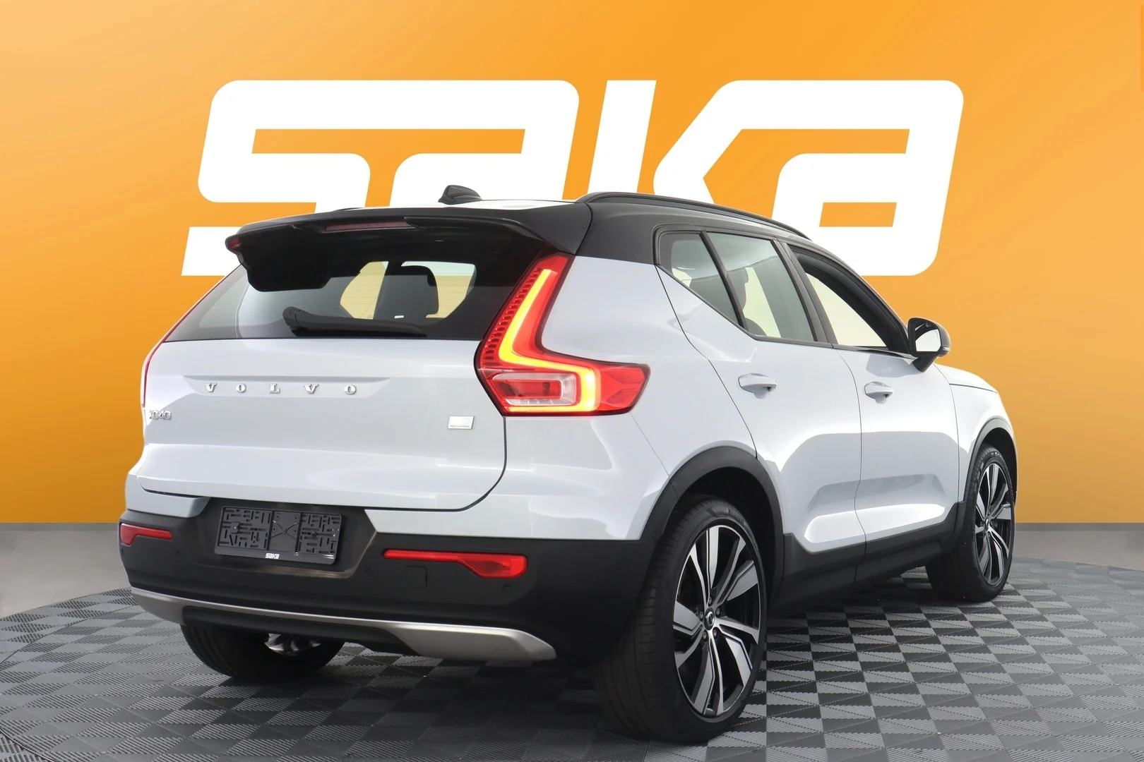 Car Image - 4303oW5TtQKTKQbotizraC