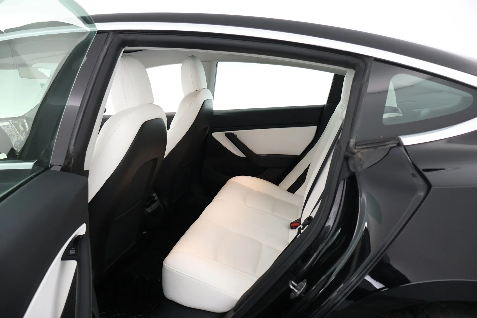 Car Image - 01eHYDlNKCEhIkB9rQ5nJz