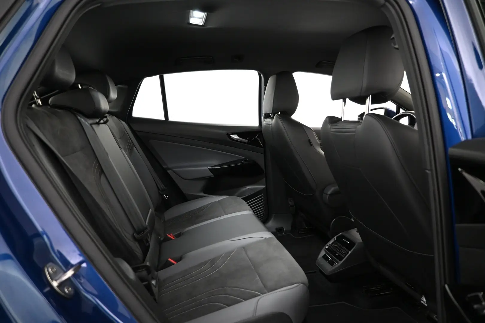 Car Image - 1We3c7ODaHSfZM1O75l8pd