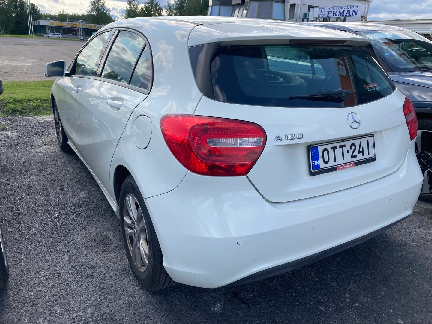 Car Image - 6sUW58ce6ZmVLdmC9N7XjK