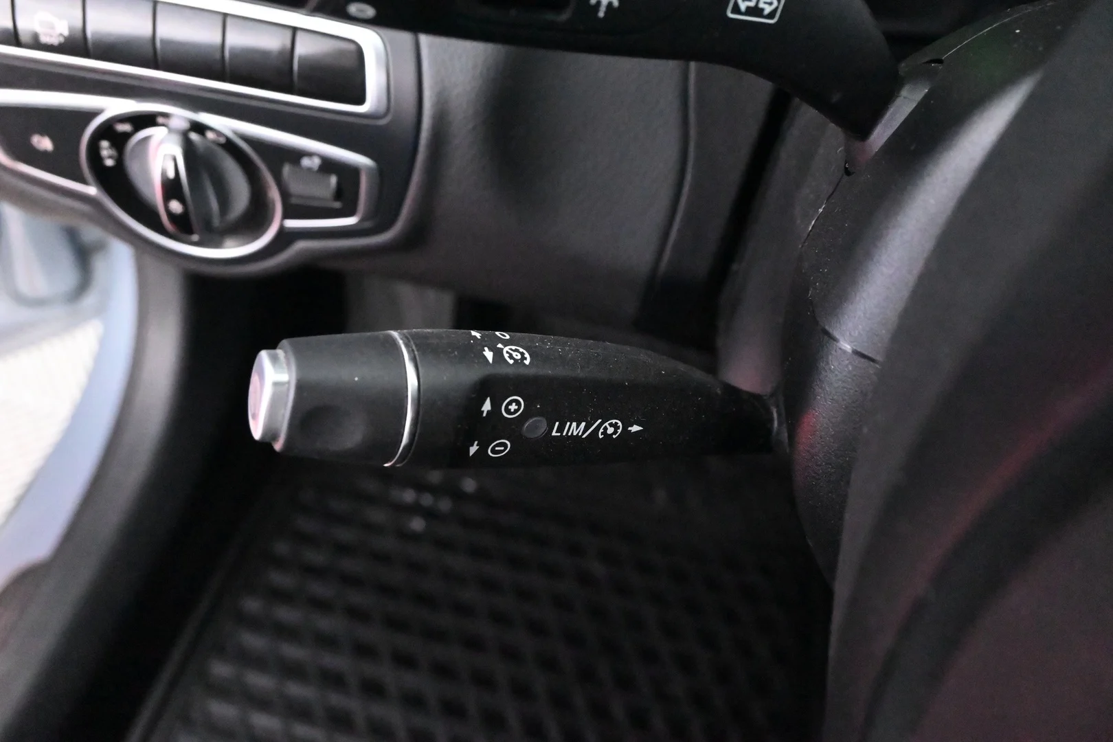 Car Image - ogRHLvv1UQFW4B7LPhD67