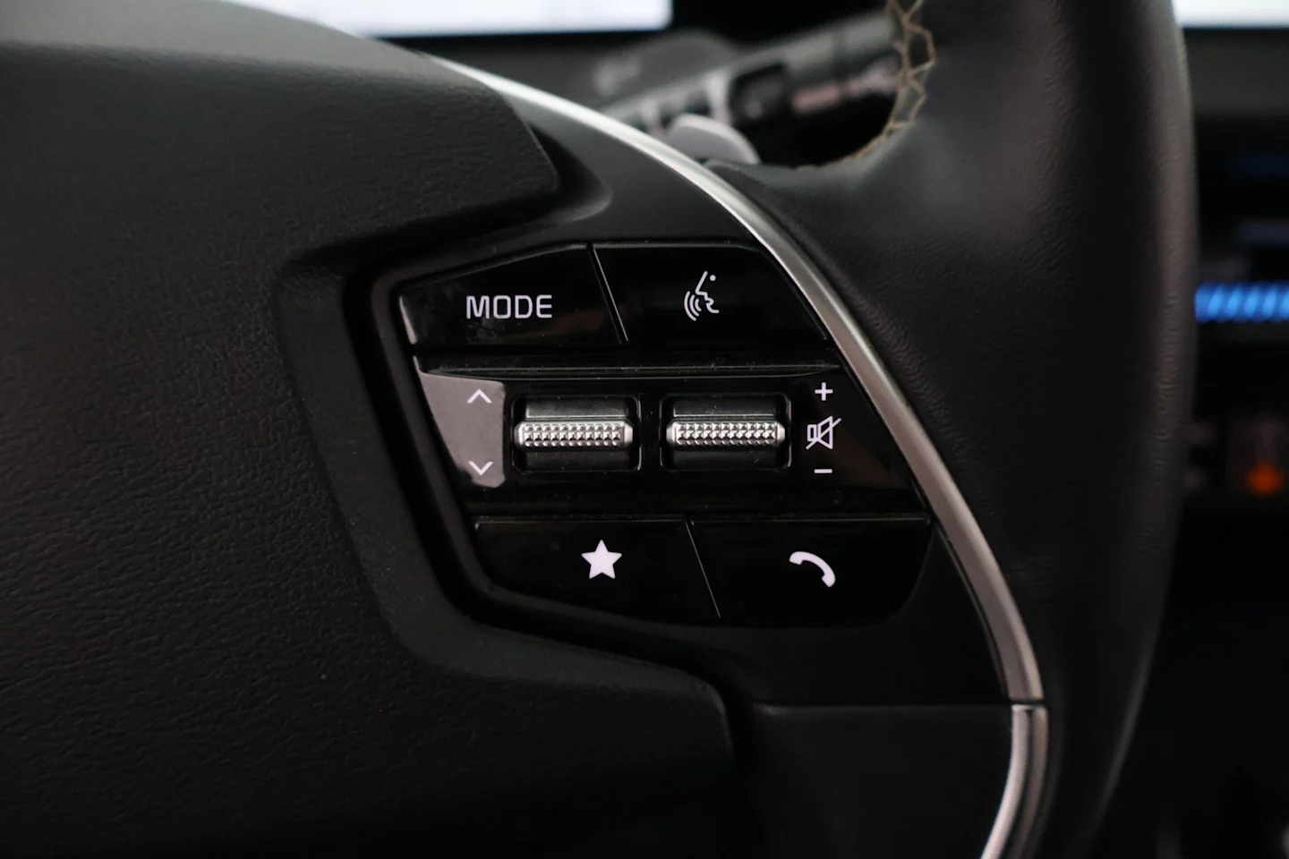 Car Image - 5R1VA3te1jc8C9kHPzs2Bq