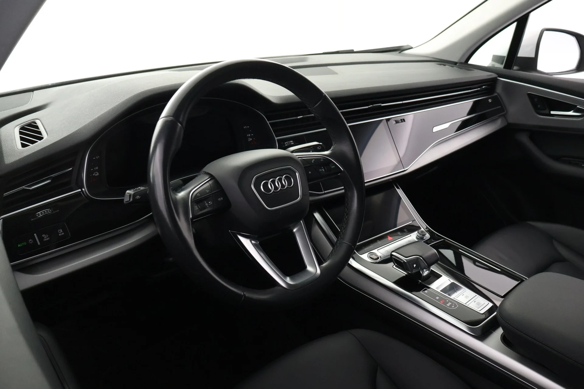 Car Image - 3jDUS2rPJMcS5LQoTwdqzP