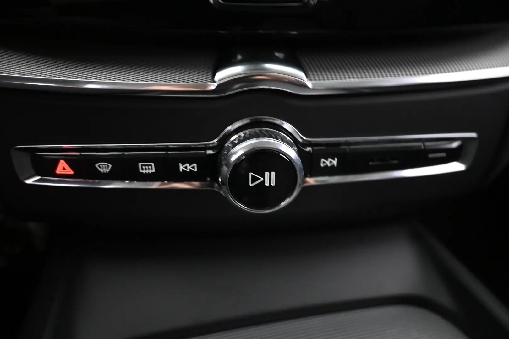Car Image - 4XC9G88I8peorjOtkUw774