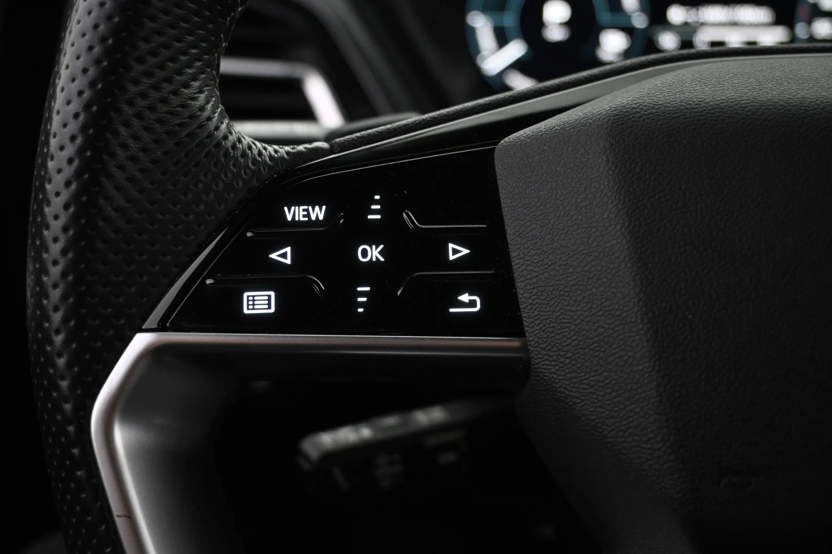 Car Image - 47IPxjhYlf2TYRhbNjfh7q