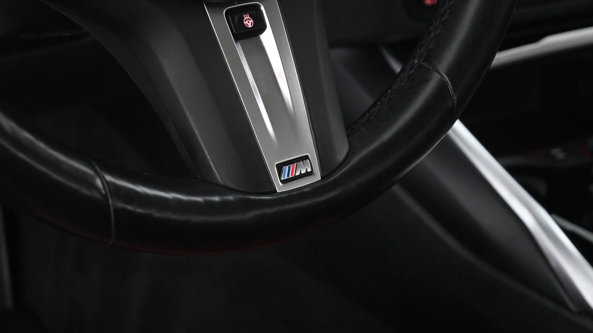 Car Image - 1DuQFAQQS4dC6zszYhoh9I