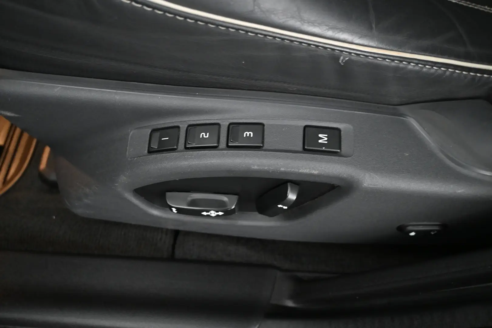 Car Image - 3Io3ctpiG6kPcK0kxYHIiC