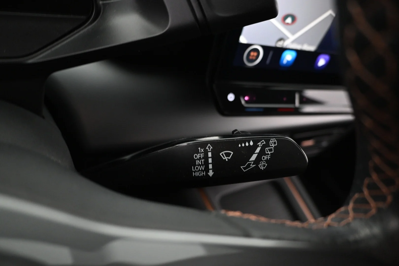 Car Image - 3noMcfOts39z74GdHeuWEO