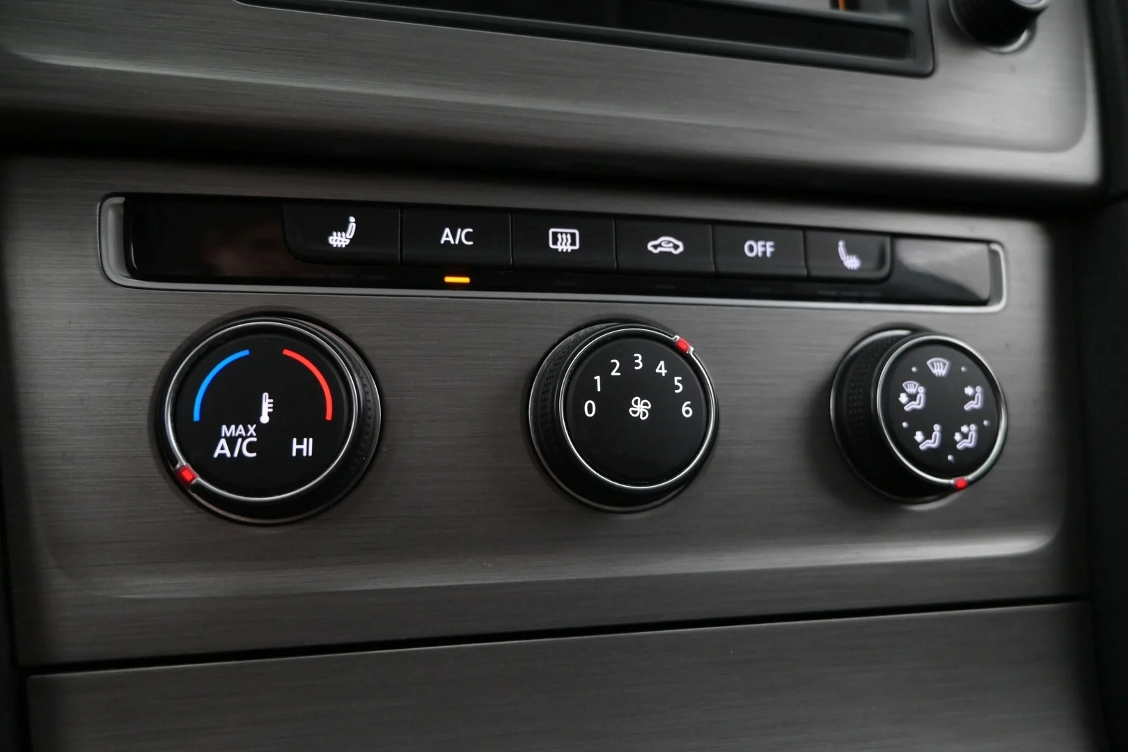 Car Image - 5cBbiYOCUp0A7VdWyXnrcr