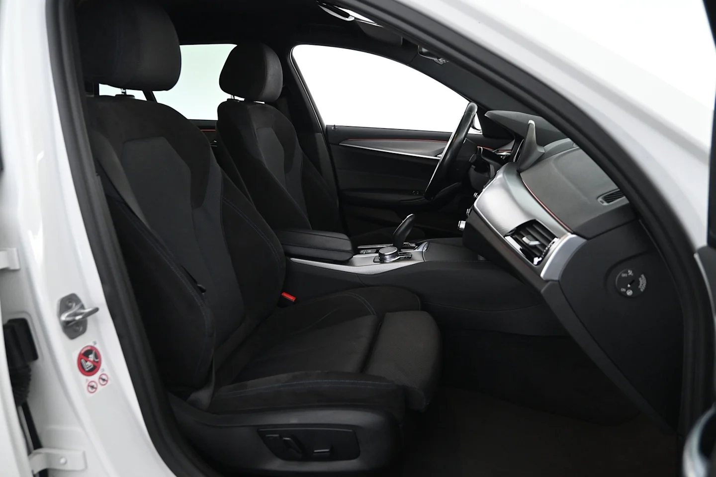 Car Image - Tcix0kp4bgBI20lxIXpJc