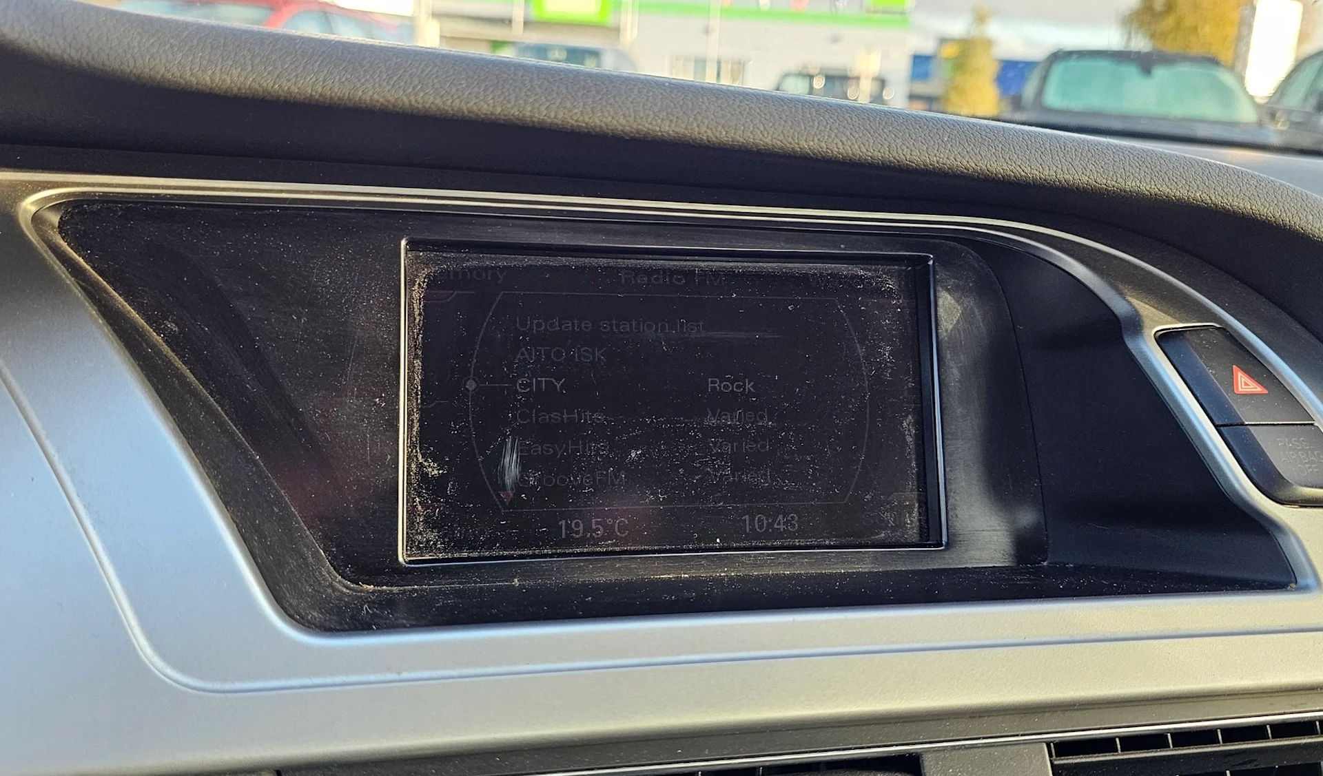 Car Image - 5cpBaR7Yz6zXxf2RHPKsQX