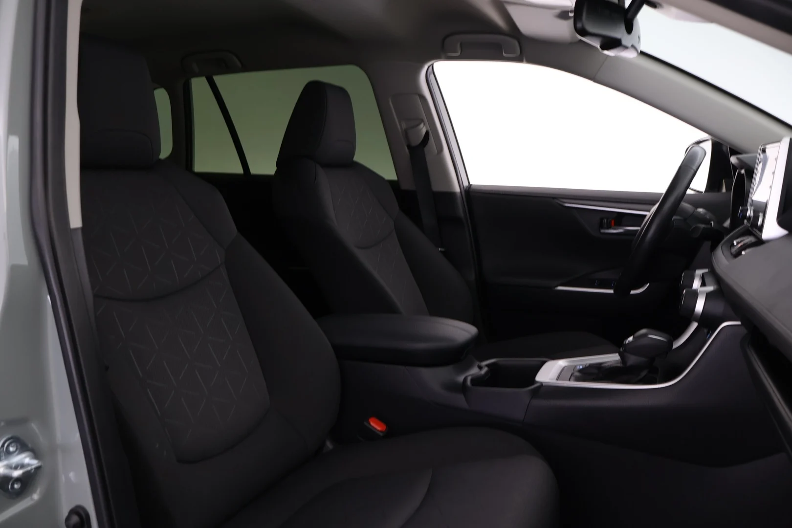 Car Image - 2gPdcNtjW7E52bFgUbfrat