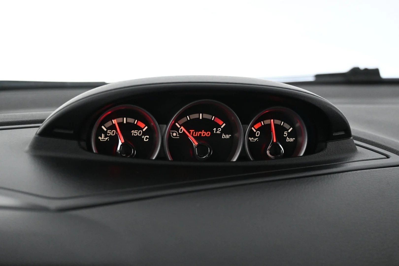Car Image - RZRAcnmaUxMZu67qYdEMj
